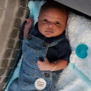 Meet your Posher, Yotaney